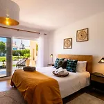 Bed & Breakfast Ohana House 4*